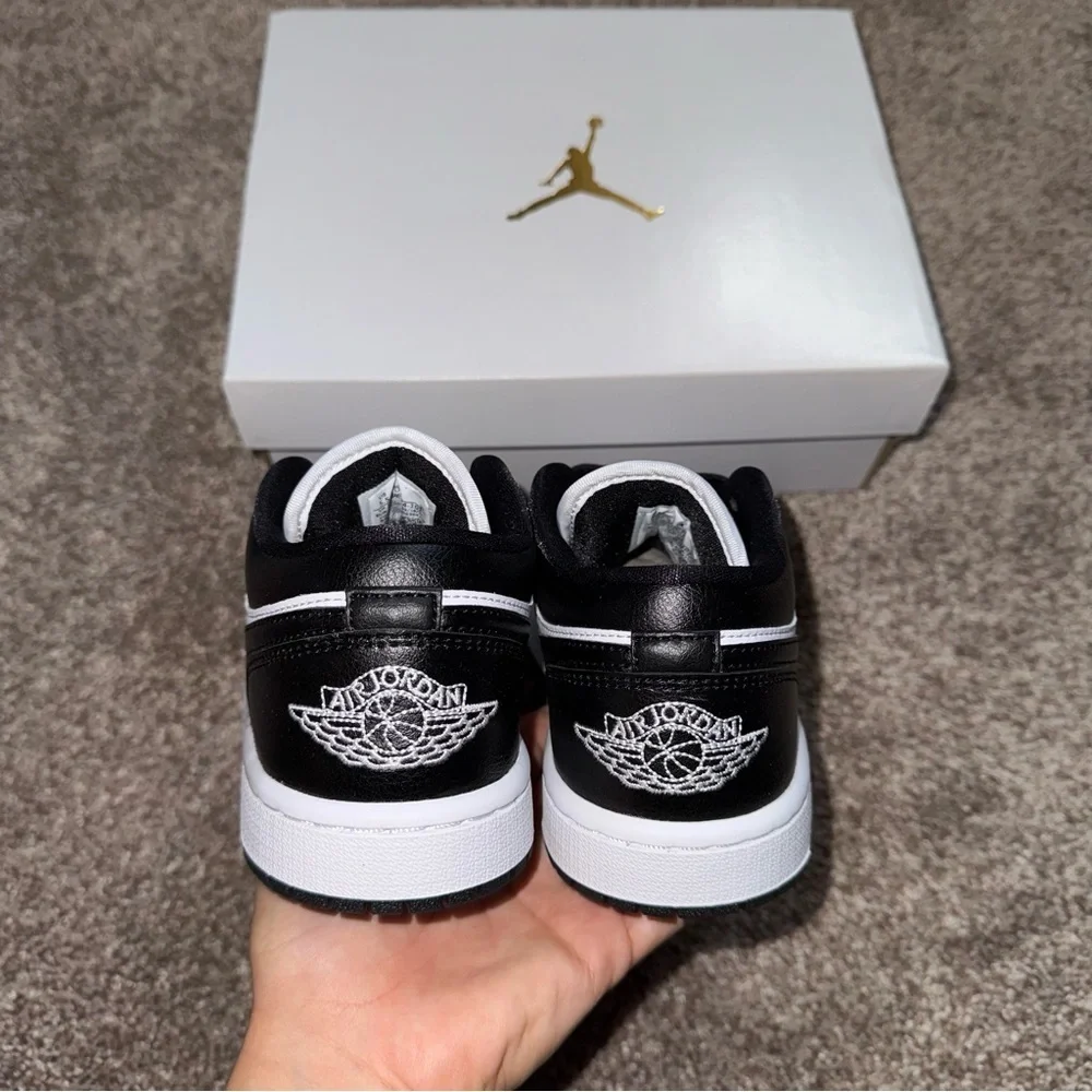 New Size 5.5 Nike Air Jordan 1 Low Sneakers Black White